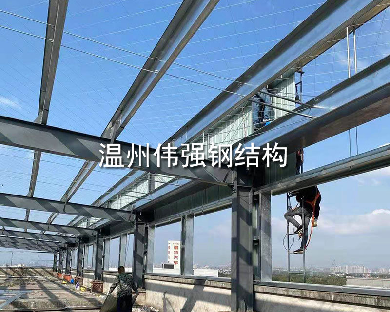 鋼結(jié)構(gòu)