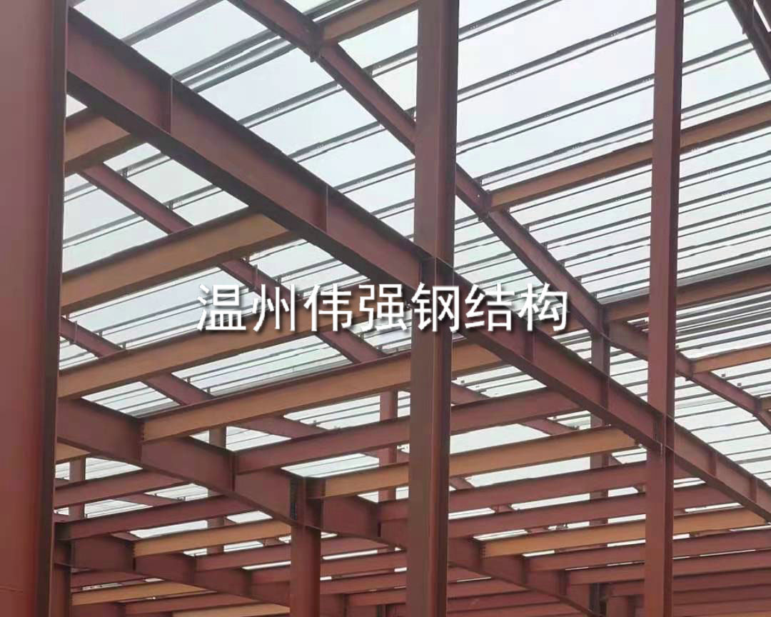 鋼結(jié)構(gòu)